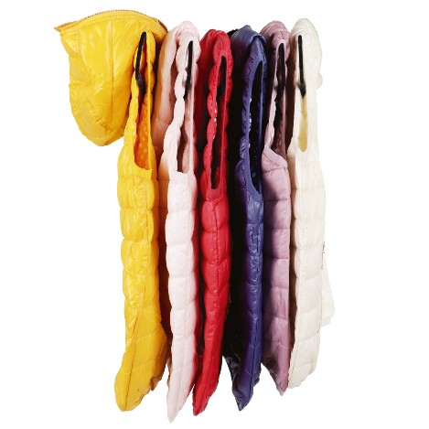 chaleco para mujer con gorro en seis colores